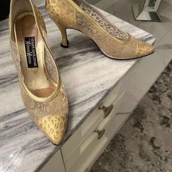 COPY - Omg the golden slippers Stuart Weitzman  opera ball room shoes size 8,5 … - Picture 7 of 17
